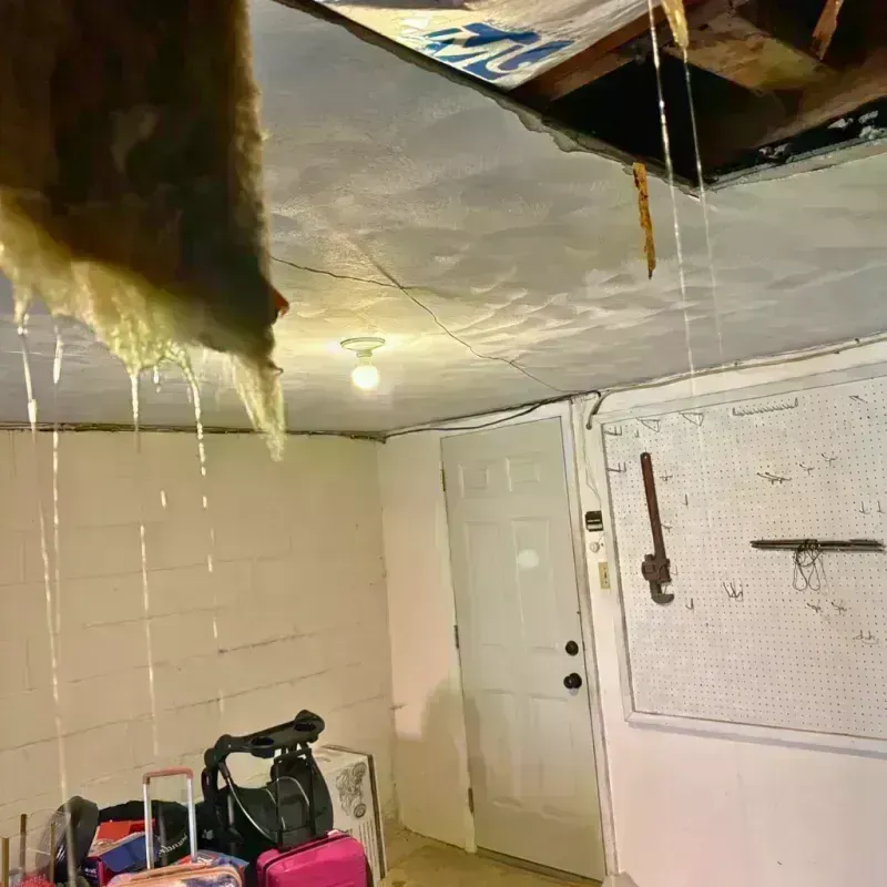 Before and after water damage restoration in South Chicago Heights, IL